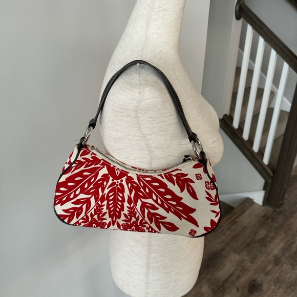 Banana Republic Moon Shaped Canvas Leaf Pattern Graphic Shoulder Bag - Small - Picture 4 of 12